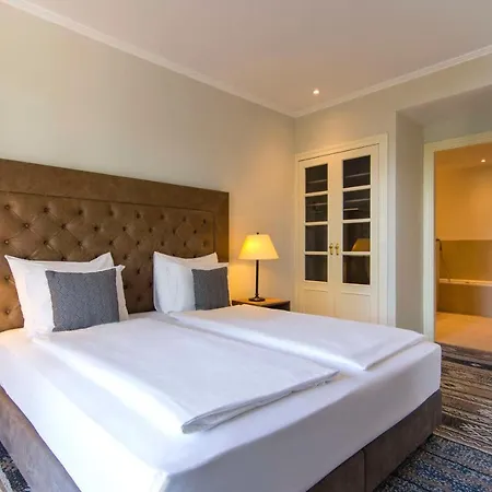 Lindner Golf Portals Nous Resort
