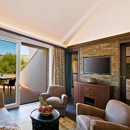 Resort Lindner Golf Portals Nous